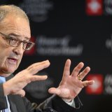 Guy Parmelin, chef du Département fédéral de l'économie, de la formation et de la recherche (DEFR), au front sur le dossier agricole. KEYSTONE/LAURENT GILLIERON